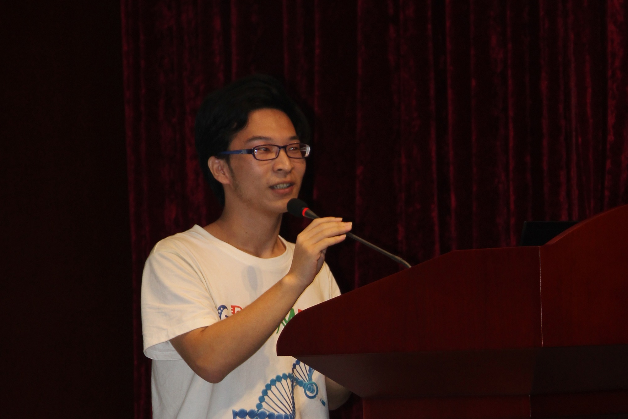 4001老百汇net(集团)NO.1官方网站